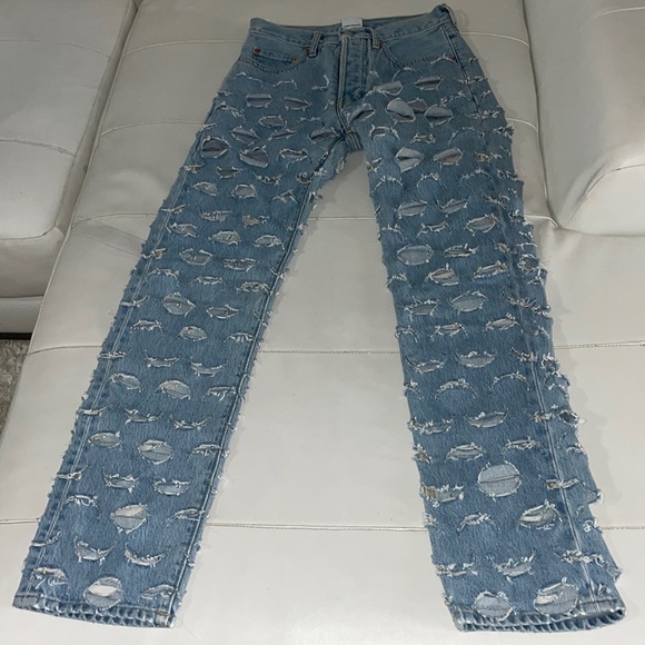 NWOT VETEMENTS x Levis laser cut distressed denim jeans RARE XS - Picture 5 of 16